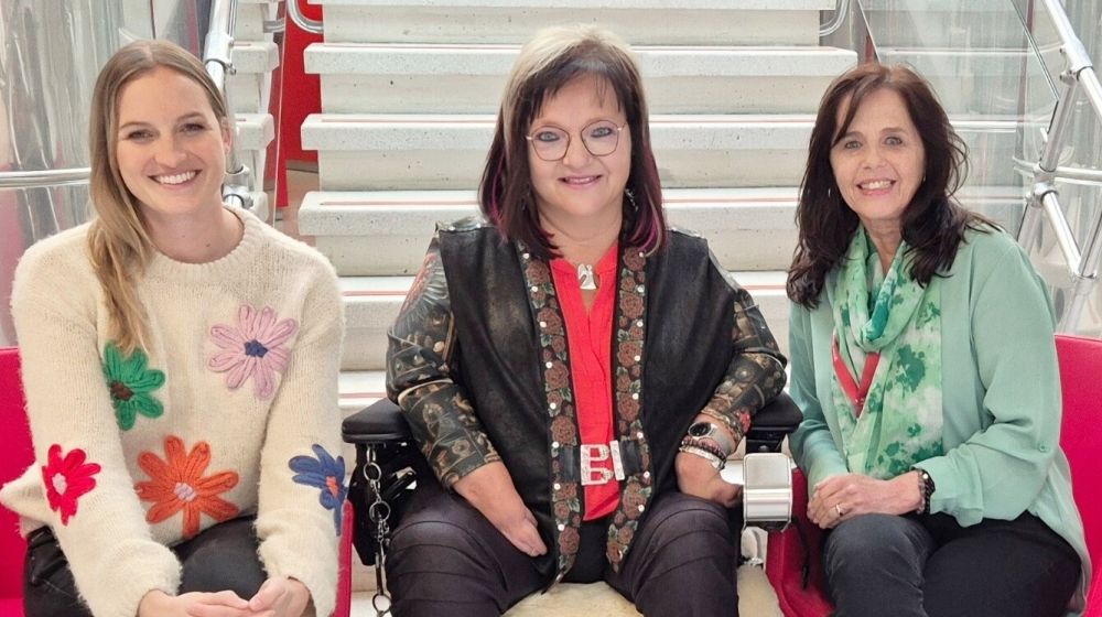 Andrea Margreiter ist Gast von Marianne Hengl und Diana Foidl in ORF Radio Tirol „Stehaufmenschen“