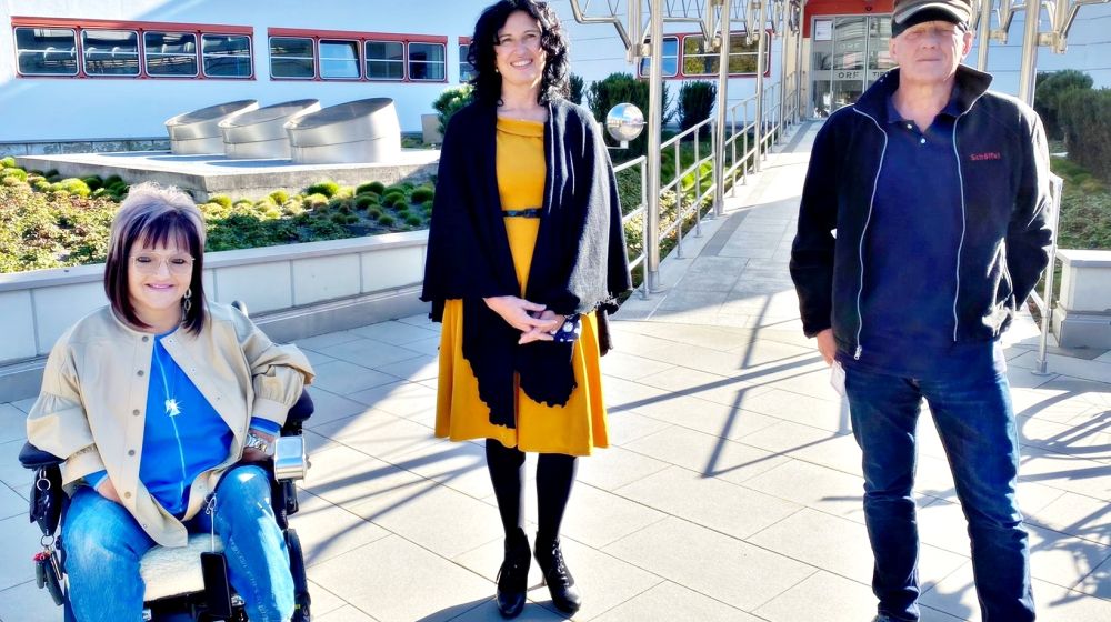 Monika Osl zu Gast bei Marianne Hengl und Rainer Perle in der ORF Radio Tirol Sendung "Stehaufmenschen"